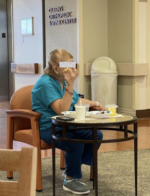 Photo of The Queen's Medical Center - Honolulu, HI, US. Staff eating in the visitors waiting area