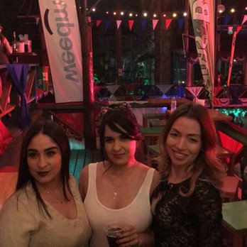 Papas & Beer - Dance Clubs Near Me - Rosarito, BCN