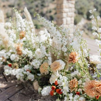 Flowers By Mae Mae - Floral meadow at our wedding altar! - Florists Near Me