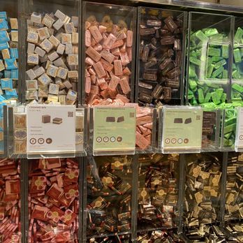 Venchi - More candy please - Chocolatiers & Shops Near Me - New York, New York Venchi - More candy please - Chocolatiers & Shops Near Me - New York, New York