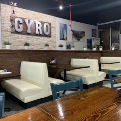 Little Greek Fresh Grill - Interior space