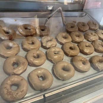 Jacquemin Farms - Donuts in the case - Farmers Market Near Me - Plain City, Ohio Jacquemin Farms - Donuts in the case - Farmers Market Near Me - Plain City, Ohio