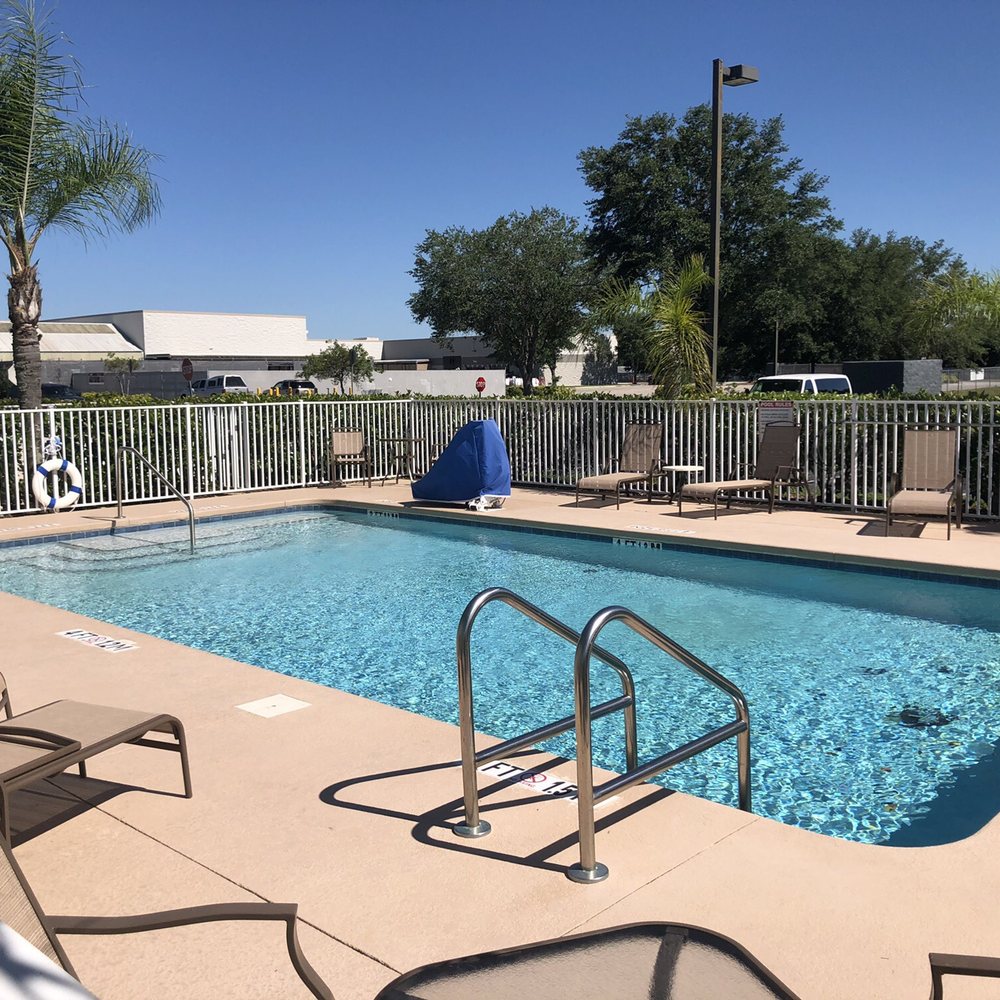 Holiday Inn Express & Suites Arcadia - Hotels Near Me - Arcadia, Florida Holiday Inn Express & Suites Arcadia - Hotels Near Me - Arcadia, Florida