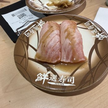 Waka Sakura - Yellow tail with"salt" sauce.  It skip it - Conveyor Belt Sushi Near Me - Gardena, California