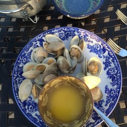 Saybrook Seafood - Little necks, yum!
