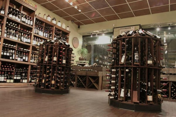 Bottlenose Wines by null