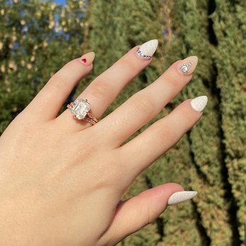 Canvas Nails & Spa - Wedding Nails by Trang - Nail Salons Near Me - Chandler, Arizona
