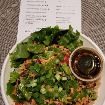 gusto! Ponce - Sweet soy sriracha- spicy chicken bowl - Salad Near Me - Atlanta, Georgia gusto! Ponce - Sweet soy sriracha- spicy chicken bowl - Salad Near Me - Atlanta, Georgia