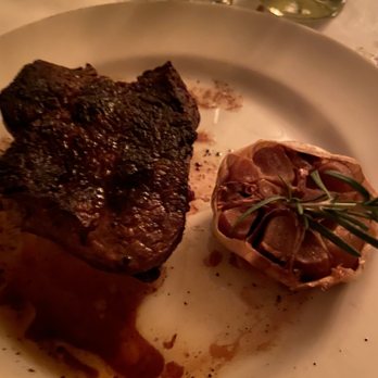 Hendrick's Tavern - 12oz Filet Mignon 12 Oz . - Bars Near Me - Roslyn, New York