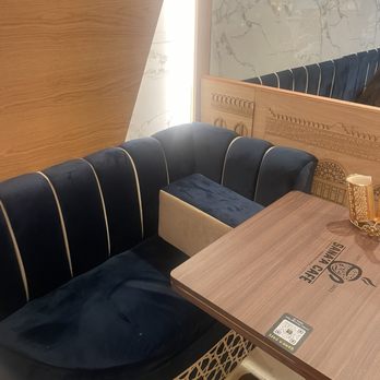 Sana'a Cafe - Booths - Coffee & Tea Near Me - Hayward, California