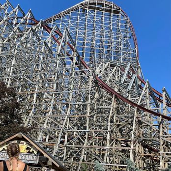 Cedar Point - Steel Vengeance (awesome!) - Amusement Parks Near Me - Sandusky, Ohio