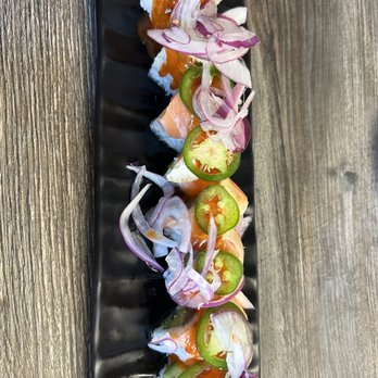 Kakuna Sushi - Oishii Roll - Sushi Bars Near Me - Milpitas, California