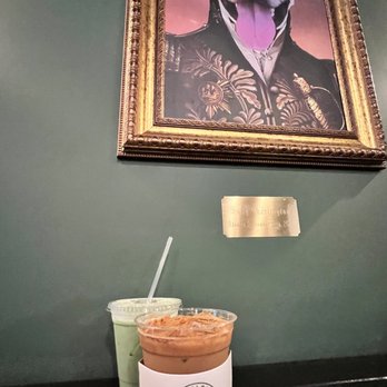 Ludlow Charlingtons Coffee Shop - Iced horchata latte and iced matcha latte - Coffee & Tea Near Me - Chicago, Illinois