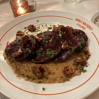 Francesca's On Chestnut - Roasted beets - Italian Near Me - Chicago, Illinois