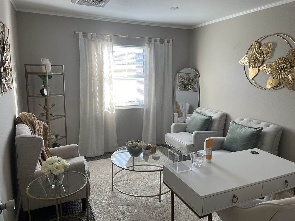 ADVENT PROPERTIES Updated September 2024 3065 Freeport Blvd