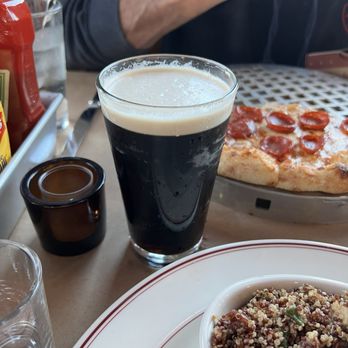 Vinsetta Garage - Guinness - American Near Me - Berkley, Michigan