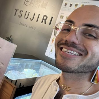 Tsujiri - Inside before ordering - Desserts Near Me - London, XGL