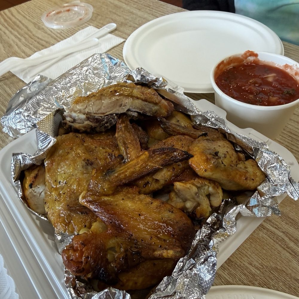 El Pollo Amigo - Whole chicken with 3 wings - Mexican Near Me - West Hills, California El Pollo Amigo - Whole chicken with 3 wings - Mexican Near Me - West Hills, California