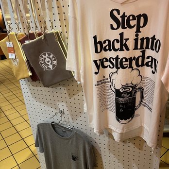 A&W 北谷店 - Updated November 2025 - 北谷町字上勢頭549-2, 中頭郡