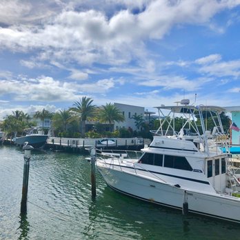 What The Fish Rolls - Canal view - Seafood Near Me - Tavernier, Florida