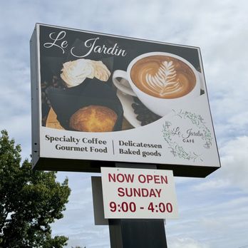 Le Jardin Café - The sign - Cafes Near Me - Wallingford, Connecticut