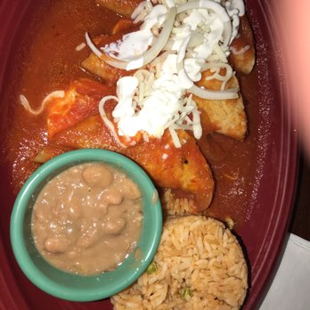 Los Molcajetes Del Valle - Chicken enchilada plate - Mexican Near Me - Naples, Florida Los Molcajetes Del Valle - Chicken enchilada plate - Mexican Near Me - Naples, Florida