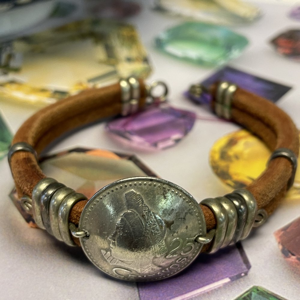 Country Woman - Fabulous western accessories! - Used, Vintage & Consignment Near Me - Jackson, Wyoming Country Woman - Fabulous western accessories! - Used, Vintage & Consignment Near Me - Jackson, Wyoming