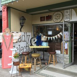 Madly Eclectic - Come on in!