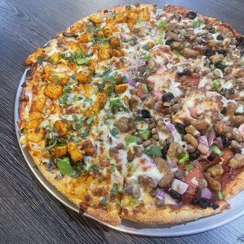 Pizza Twist - Have chicken tiki masala half Chicago's favorite - Pizza Near Me - Reno, Nevada