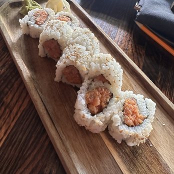 Mizu Izakaya - Spicy Tuna Roll - Sushi Bars Near Me - Denver, Colorado