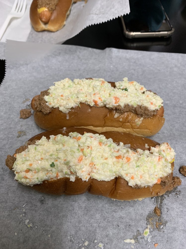 Saxon's Hot Dogs Logo