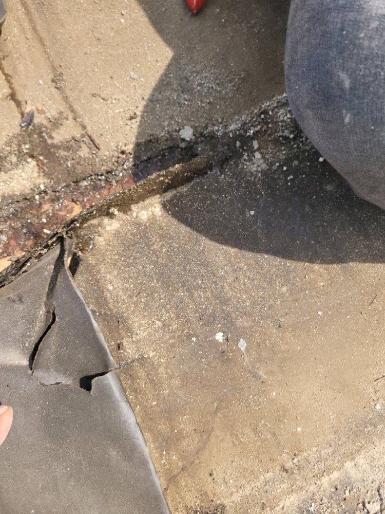 Slide of Franks Roof  Repairs