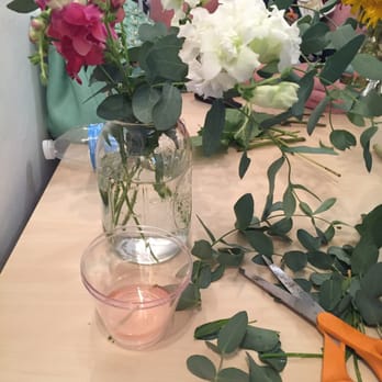 Yelp's Summer School: Floral Class - Yelp Events Near Me - Covington, Kentucky Yelp's Summer School: Floral Class - Yelp Events Near Me - Covington, Kentucky