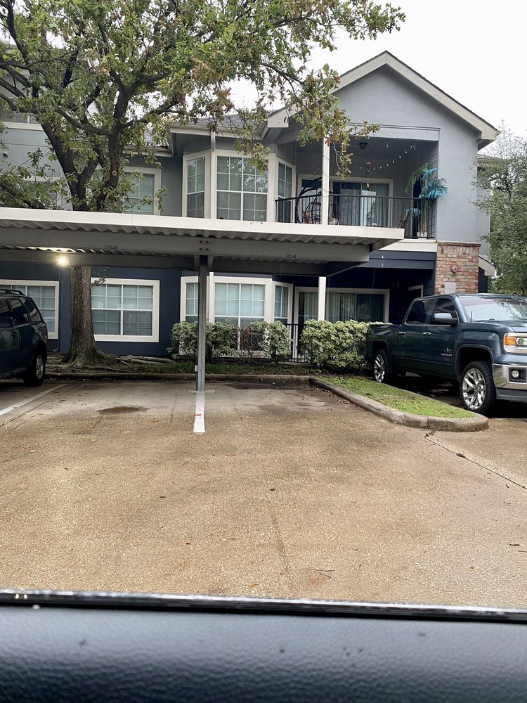 HOLLISTER PLACE APARTMENTS Updated October 2024 34 Photos & 13