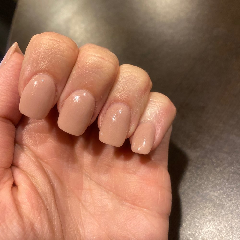Maxiam Nail Bar - Clear coat is very messy because of the wax put on after. - Nail Salons Near Me - Euless, Texas Maxiam Nail Bar - Clear coat is very messy because of the wax put on after. - Nail Salons Near Me - Euless, Texas