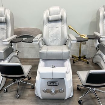 Umee Nails & Spa - Nail Salons Near Me - Brentwood, California Umee Nails & Spa - Nail Salons Near Me - Brentwood, California
