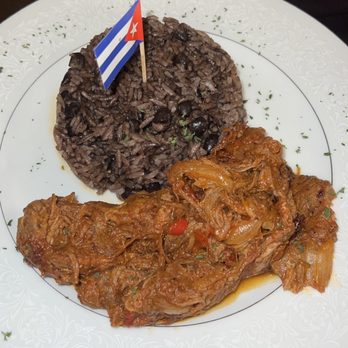 Habana Con B - Ropa Vieja w Moro rice - Desserts Near Me - Miami, Florida
