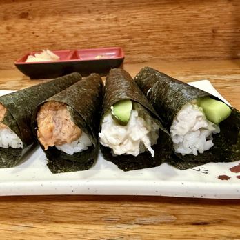 Kats Sushi - Spicy Tuna, California - Sushi Bars Near Me - Honolulu, Hawaii