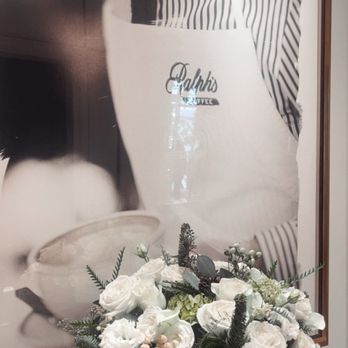 Ralph's Coffee - Coffee & Tea Near Me - New York, New York