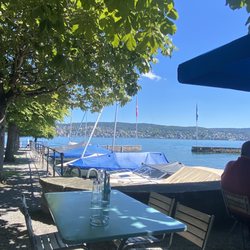 Mönchhof am See - Lake, tables, restaurant
