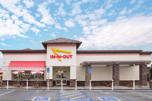 In-N-Out Burger by null