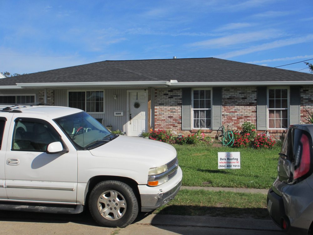 Slide of Del's & Son Roofing