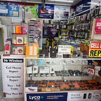 NR Wireless - Cracked Android screen?
Fast-draining battery? 
Visit NR Wireless Android Repair Center at 10021 S Texas 6, Sugar Land Houston - Mobile Phone Repair Near Me - Sugar Land, Texas
