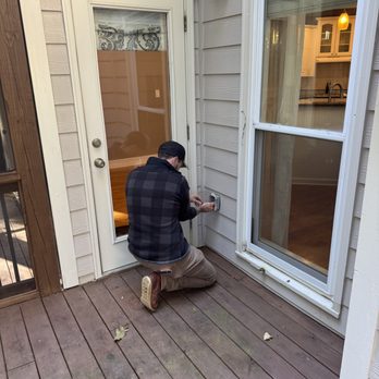 LunsPro Inspection Group - Licensed and Certified Inspector testing an electrical outlet. - Home Inspectors Near Me - Raleigh, North Carolina LunsPro Inspection Group - Licensed and Certified Inspector testing an electrical outlet. - Home Inspectors Near Me - Raleigh, North Carolina