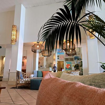 Kaimana Beach Hotel by null