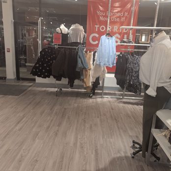 Torrid - Inside - Plus Size Fashion Near Me - Levittown, New York