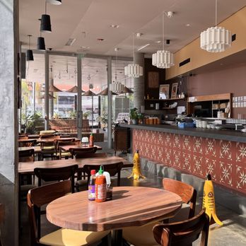 Vui Ve - Inside - Sandwiches Near Me - Los Angeles, California Vui Ve - Inside - Sandwiches Near Me - Los Angeles, California