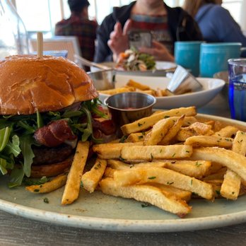 Driftwood Kitchen - Beach Burger - Seafood Near Me - Laguna Beach, California