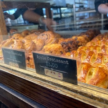 Cream Pan - Bakeries Near Me - Tustin, California