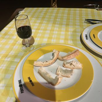 Ponto Final - bread crusts - Portuguese Near Me - Almada, 15 Ponto Final - bread crusts - Portuguese Near Me - Almada, 15